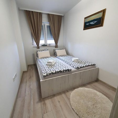 Apartman Basic 2 Добой Экстерьер фото