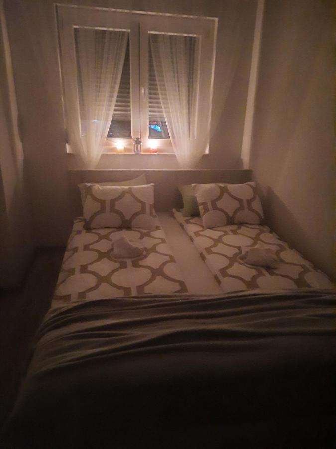 Apartman Basic 2 Добой Экстерьер фото
